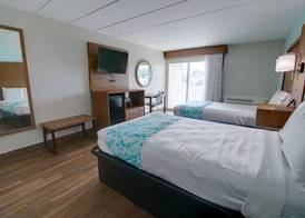 Seashire Inn & Suites 4