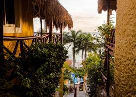 Hotel La Joya 4