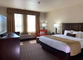 Radisson Hotel River Falls 5