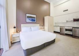 Oaks Sydney Goldsbrough Suites 5