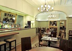 Crown Hotel 4