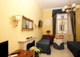 Caroline Suite 2