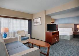 Crowne Plaza LOS ANGELES HARBOR HOTEL by IHG 5