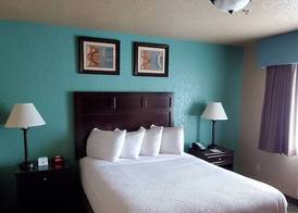 Best Western Plus Bayshore Inn 4