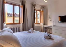 Sacha Apartment by Mamo Florence 4