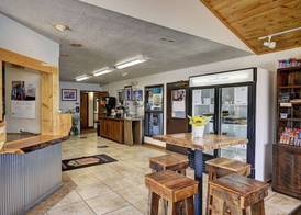 Super 8 by Wyndham Gardiner/Yellowstone Park Area 3