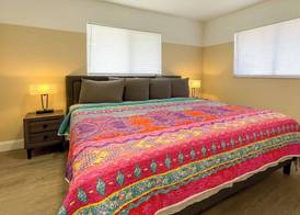 Lazy Cuckoo Inn - Sleek and Stylish Studio Apartments 2