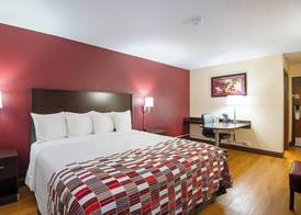 Red Roof Inn Cameron 4