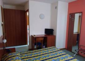 Hotel Naonis 4
