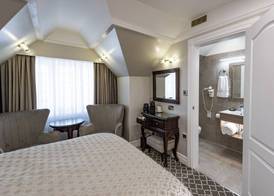 Riverside Inn 3