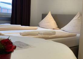 Hotel Restaurant Memo 3