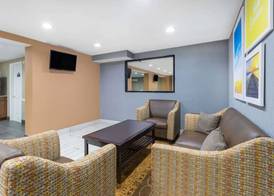 Days Inn by Wyndham Newberry South Carolina 2
