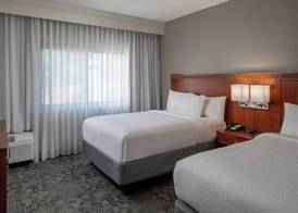 Courtyard by Marriott Nashville Airport 4