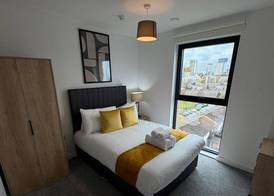 Berkeley Square Apartments 4