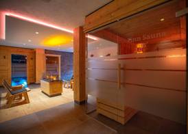Flair Hotel Adlerbad 5