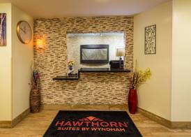 Hawthorn Extended Stay by Wyndham Saint Robert 4