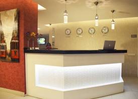 Helikon Business Hotel 4