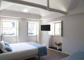Ribeira Cinema Apartments 4