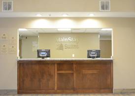 MainStay Suites Dubuque at Hwy 20 3