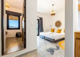 Omilos Beachfront House 4
