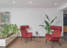 B&B HOTEL Calenzano First 2