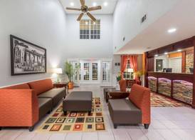 Super 8 by Wyndham Alexander City 3