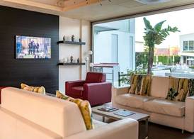 Domino Suite Hotel & Residence 2