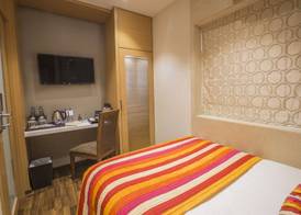 Hotel Bawa Continental Juhu Beach 4
