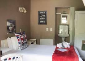Greenfields Guesthouse & Restaurant 4