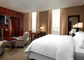 Sheraton Suites Calgary Eau Claire 3