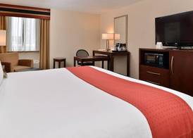 Holiday Inn NEW LONDON - MYSTIC AREA by IHG 3