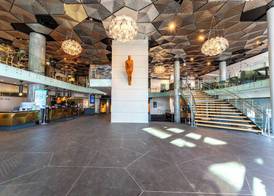 Clarion Hotel The Edge 2