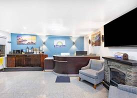 Oceanside Inn & Suites, a Days Inn by Wyndham 3