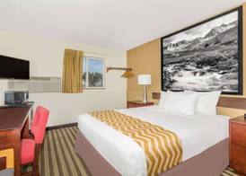 Travelodge by Wyndham Loveland/Fort Collins Area 5