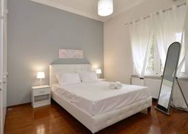 Plaka Apartment in Athens 2