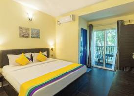 Blue Door Hotel Morjim 4