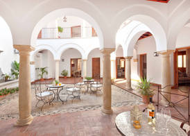 Apartamentos Casa del Aceite 3