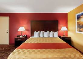 Rosewood Inn & Suites 5