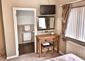 Elagh View Bed & Breakfast 4