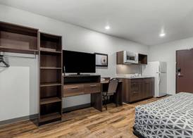 WoodSpring Suites Columbia - Irmo 4