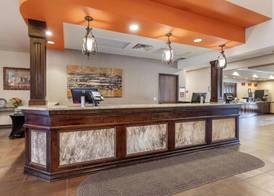 Best Western PLUS Cimarron Hotel & Suites 2