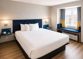 Microtel Inn & Suites by Wyndham Macon 2