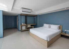 Nora LakeView 5