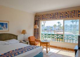 Coral Beach Resort Montazah 5