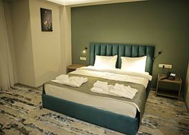 Hotel Address 9D 5