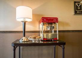 Quality Inn Elgin I-90 2