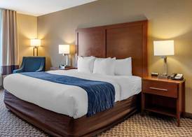 Comfort Inn & Suites Blue Ridge 4