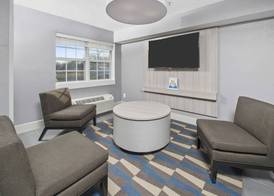 Microtel Inn & Suites by Wyndham Bethel/Danbury 3