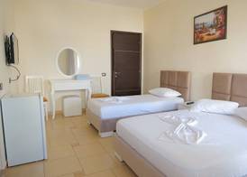 Hotel Rixhi 3