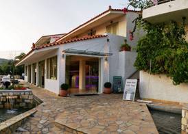 Sandy Bay Hotel 3
